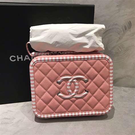 chanel pink vanity medium|chanel vanity bag.